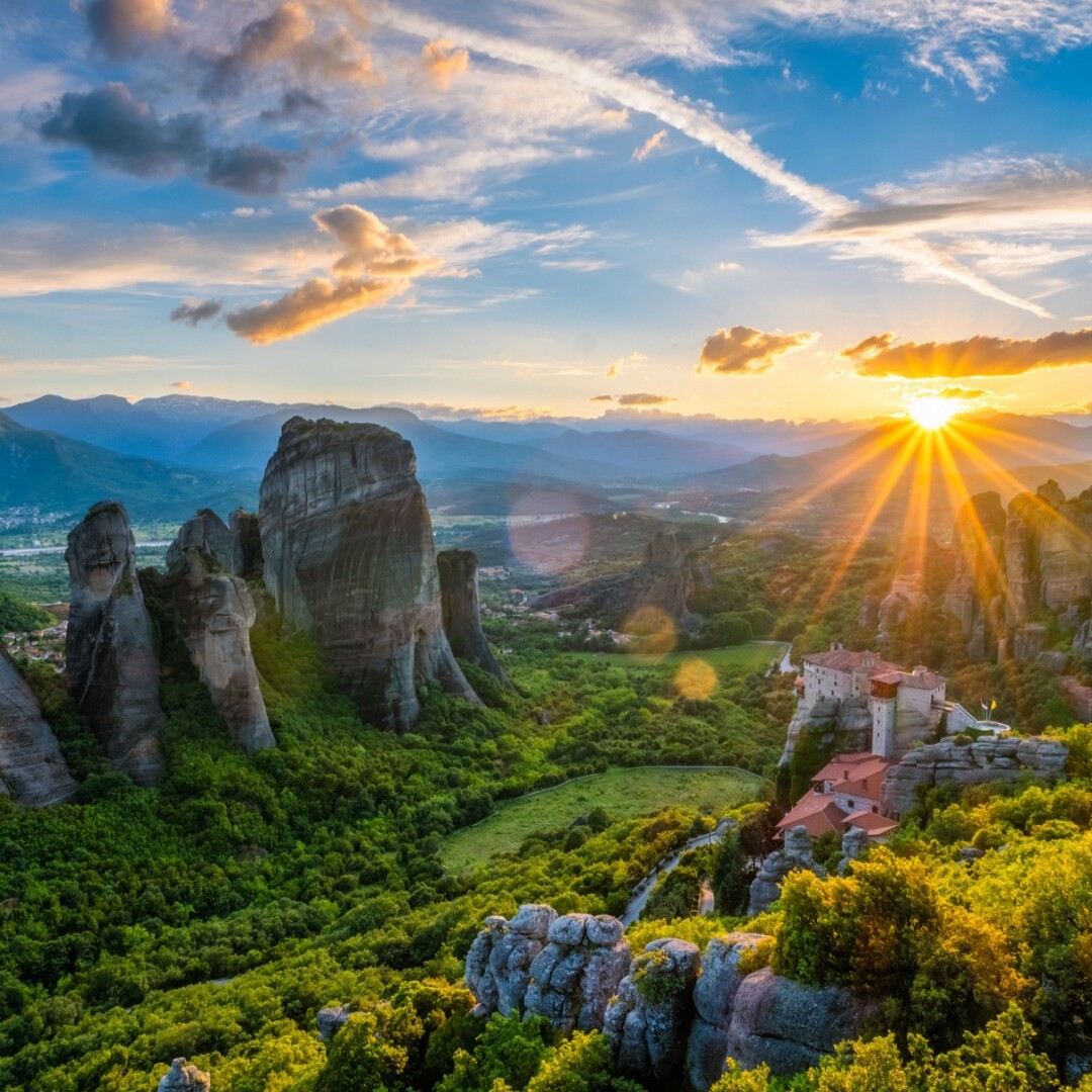 Kalambaka & Meteora — Beyond the Monasteries: Trails, Views & Outdoor Adventures