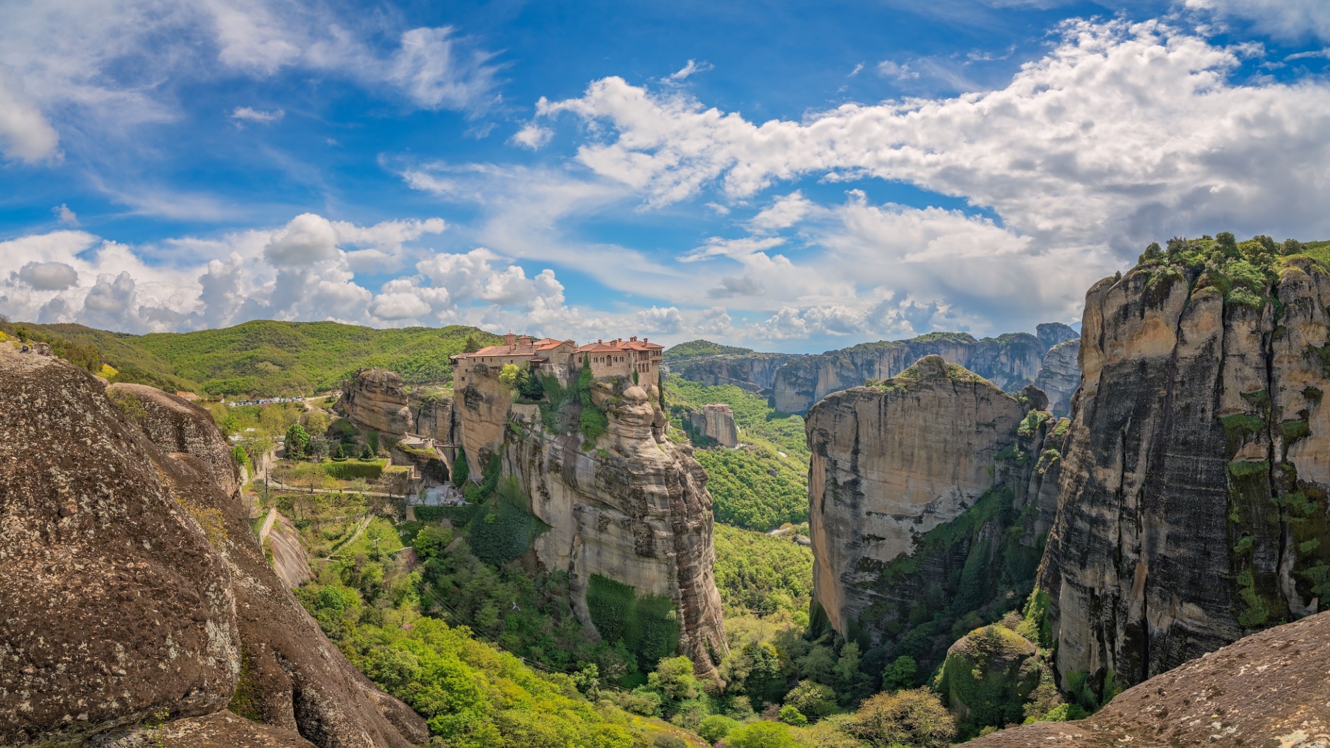 Kalambaka & Meteora — Kalambaka & Kastraki: The Gateway Villages