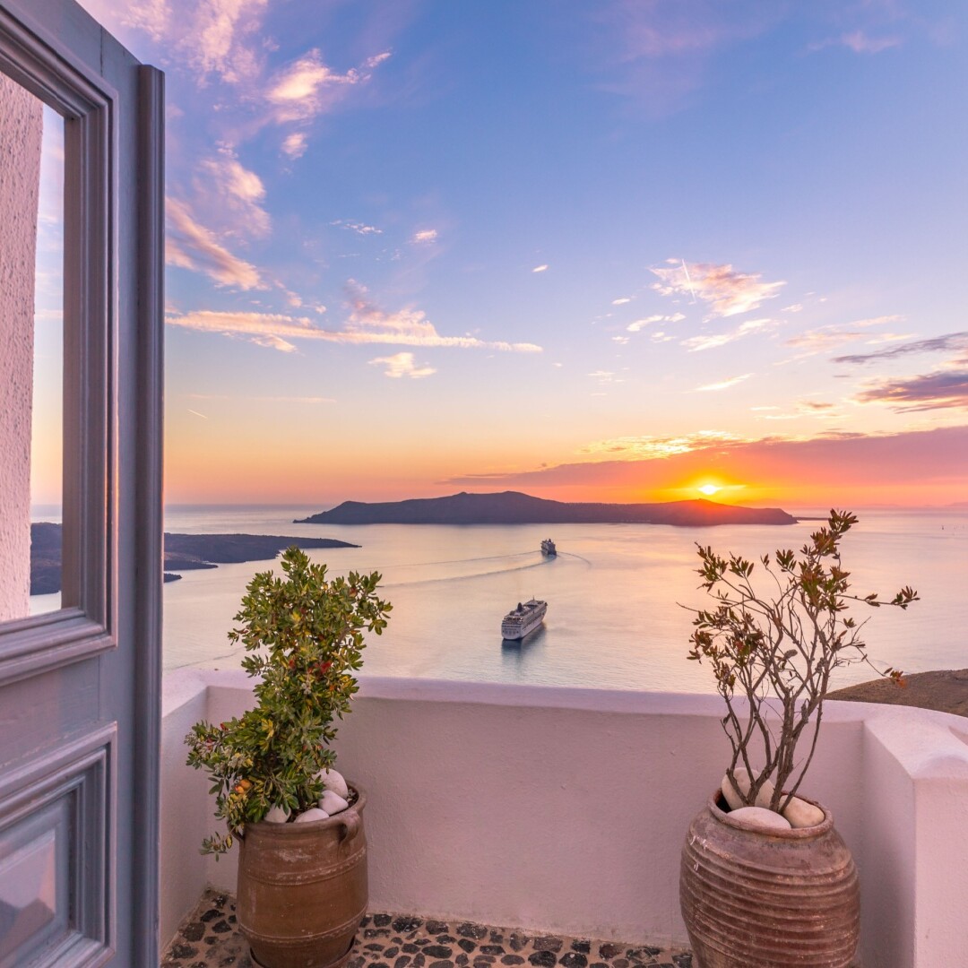 Santorini — Culture, Romance & Chic Island Living